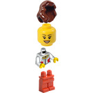 LEGO Female avec Reddish Brown Longue Cheveux, blanc Blouse avec Lace et rouge Sides, blanc Choker necklace avec ruby, et rouge Jambes Figurine