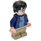 LEGO Harry Potter met Dark Blauw Jack en Donker zandbruin Benen met Dirt Stains (Lopsided Grijns / Open Mond Smile) Minifiguur