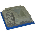 LEGO Hellgrau Grundplatte 32 x 32 Raised mit Ramp und Pit mit Grau Rocks und Blau Base