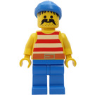 LEGO Male Ship Pirate met Groot Moustache minifigure
