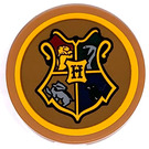 LEGO Mittleres dunkles Fleisch Fliese 3 x 3 Runden mit Hogwarts Emblem Aufkleber (67095)
