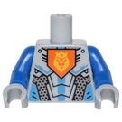 LEGO Mittleres Steingrau Minifig Torso mit Nexo Knights Royal Soldier Muster mit Krone (973)