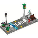 LEGO Minifigure Crossing Stand Set EG00120