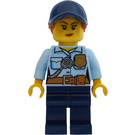 LEGO Politikvinne med Caps, Hestehale og Smirk Minifigur