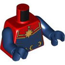 LEGO Czerwony Kapitan Marvel z Opalenizna Włosy Minifigurka Tułów (973 / 76382)