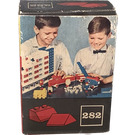 LEGO Sloping Roof Bricks 2 x 2 (Rouge) 282-1 Packaging
