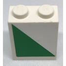 LEGO Weiß Backstein 1 x 2 x 2 mit green triangle - Recht Aufkleber mit Innenbolzenhalter (3245)