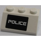 LEGO blanc Pente 2 x 3 (45°) avec "Police" sur Noir Background Autocollant (3038)