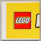 LEGO blanc Tuile 2 x 2 avec LEGO logo sur Jaune Background avec rainure (3068)