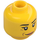 LEGO Geel Vrouwelijk Hoofd met Smile (Verzonken solide nop) (3626 / 101367)