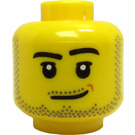 LEGO Żółty Głowa Mężczyzna z Smirk I Broda Ściernisko (wpuszczany solidny wypustek) (3626 / 37487)