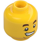 LEGO Jaune Mâle Tête avec Lopsided Sourire et Double Chin (Montant solide encastré) (3626 / 38476)