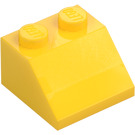 LEGO Amarillo Con pendiente 2 x 2 (45°) (3039 / 6227)