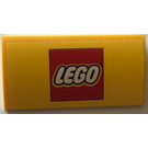 LEGO Geel Helling 2 x 4 Gebogen met LEGO logo Sticker met buizen aan de onderzijde (88930)
