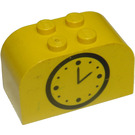 LEGO Amarillo Con pendiente Ladrillo 2 x 4 x 2 Curvo con Negro Clock Patrón (4744)