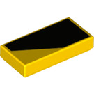 LEGO Gelb Fliese 1 x 2 mit Schwarz Stripe (Recht) mit Nut (3069 / 25309)
