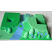 LEGO Grundplatte 32 x 48 x 6 Raised mit Steps und Medium Blau / Green Garden Muster
