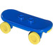 LEGO Bleu planche à roulette avec Jaune roues