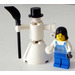 LEGO City Advent Calendar Set 7724-1 Subset Day 24 - Female and Snowman