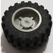 LEGO Jasny szary Wheel Hub 14.8 x 16.8 with Centre Groove with Black Tire 30.4 x 14