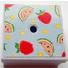 LEGO Hellviolett Gift Parcel mit Film Scharnier mit Strawberries und Watermelon Aufkleber (33031)