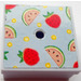 LEGO Lichtviolet Gift Parcel met Film Scharnier met Strawberries en Watermelon Sticker (33031)