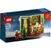 LEGO Mr. and Mrs. Claus&#039; Living Room Set 40489