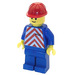 LEGO Railway Worker avec Rouge et Blanc Chevron Gilet, Bleu Jambes et Rouge Casque Minifigurine