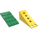 LEGO Geel Fabuland Roof Helling met Green Roof en geen schoorsteengat