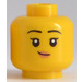 LEGO Jaune Girl Minifigure Diriger avec Smirk (Goujon solide encastré) (3626)