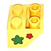 LEGO Jaune Pente 2 x 2 (45°) Inversé avec Green et rouge Star Droite Autocollant avec entretoise plate en dessous (3660)
