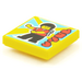LEGO Jaune Tuile 2 x 2 avec BeatBit Album Cover - Minifigure avec Sac à dos Dancing Modèle avec rainure (3068)