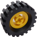 LEGO Jaune Wheel Hub 8 x 17.5 with Axlehole with Tire 30 x 10.5 with Ridges Inside